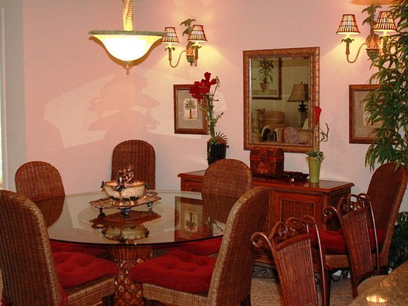 4th image of 200 Ocean Crest Dr APT 918
