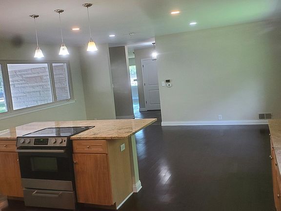 2nd image of 208 Kessler Boulevard East Dr