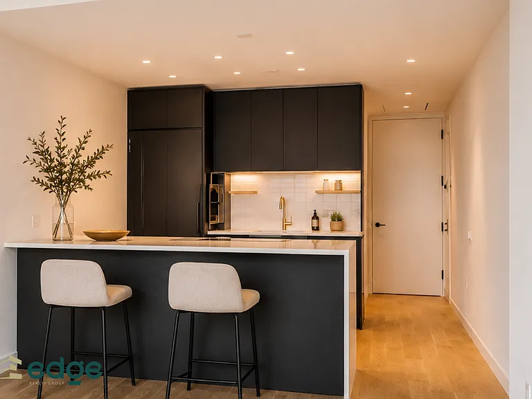 329 Broadway #704 — Photo 3