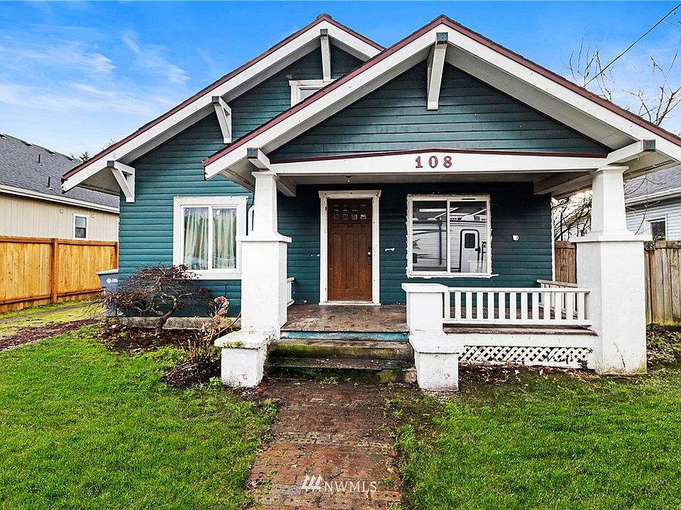 Charming Craftsman in the heart of Orting