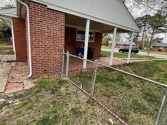 3rd image of 35 Frances St