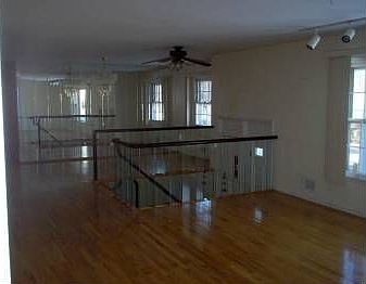 3rd image of 16 Amsterdam Ave