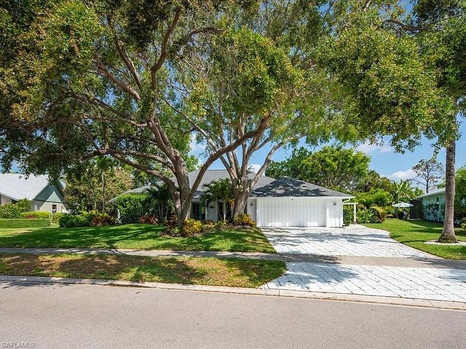 2215 Royal Ln, Naples, FL 34112 Zillow
