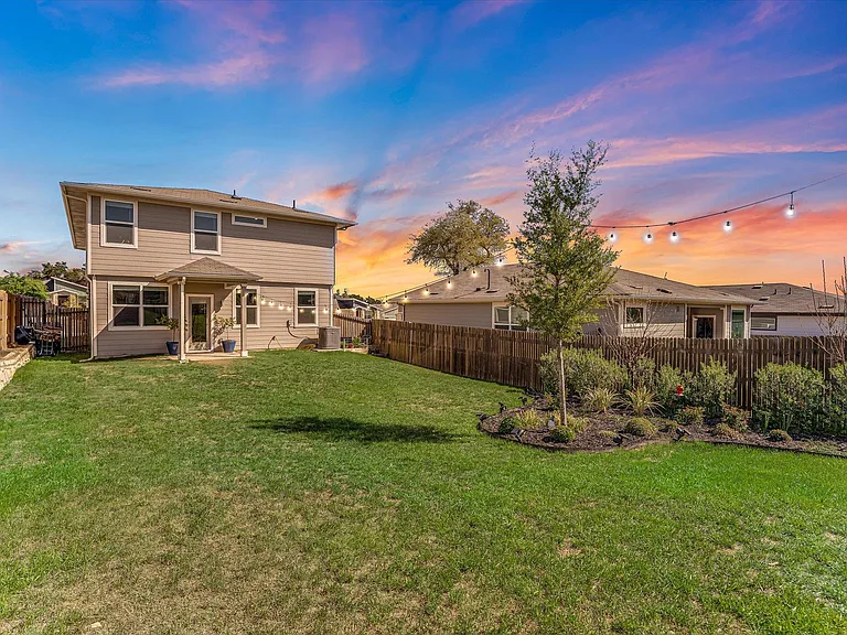 2405 Sisterdale Ln — Photo 24