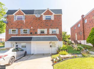 2621 Maxwell St, Philadelphia, PA 19152