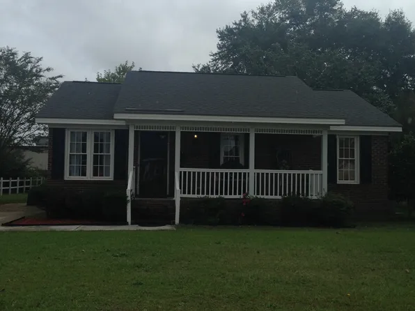 110 Sunset Dr, Dunn, NC 28334