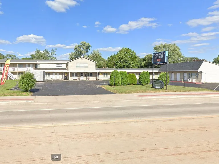1010 S Marquette Rd — Photo 1