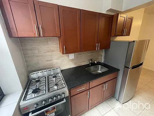 Rented by Alpha Properties NYC I LLC | media 6