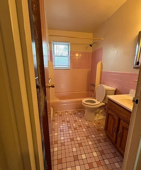 Dartmouth Village — Photo 22