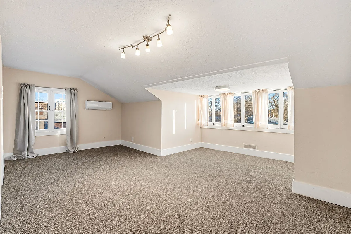 Living & Dining Room - 1011 Orchard Pl NW #1/2