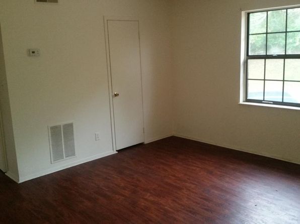 315 Hillcrest St #S, Clinton, TN 37716