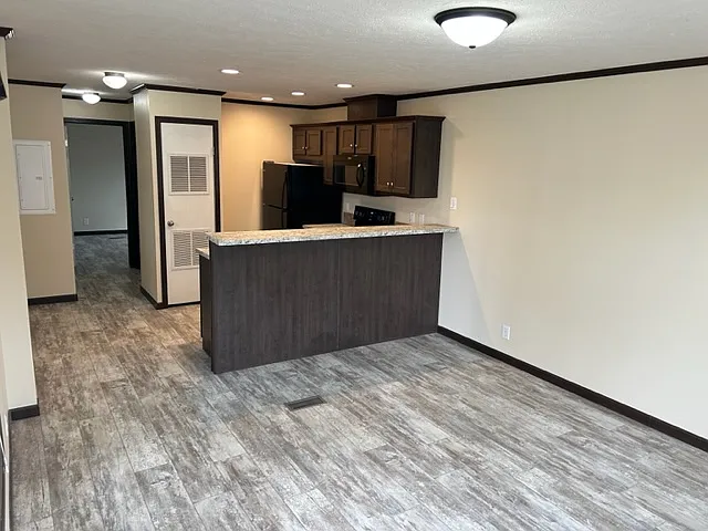 625 15th St SE — Photo 109