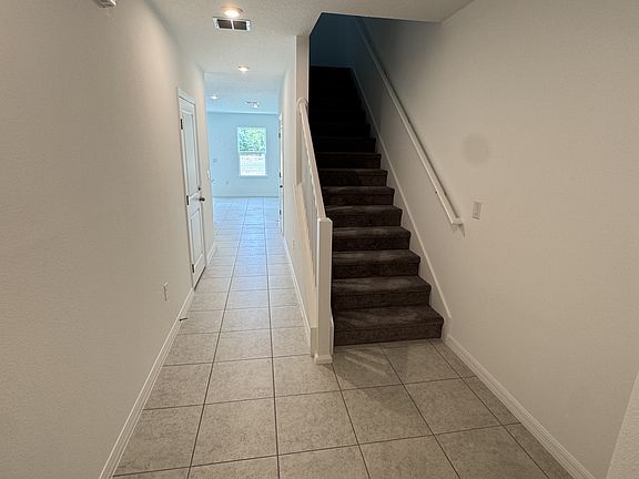 4th image of 1715 Fan Palm Dr