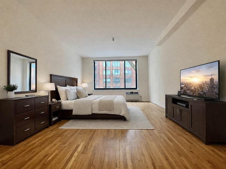 1st image of 1570 1st Ave APT 5E