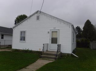 3005 Mero St, Manitowoc, WI 54220