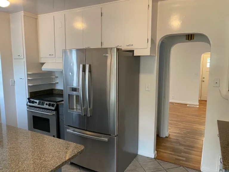 735 Wyoming Ave — Photo 8