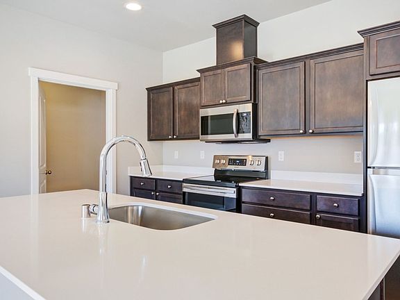 5th image of 8413 63rd Pl NE