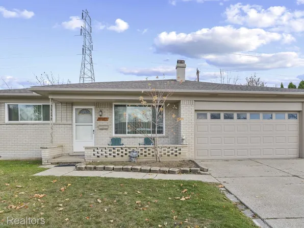 27870 Sutherland Dr, Warren, MI 48088