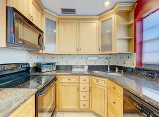 56 Windsor Dr #C, West Palm Beach, FL 33417