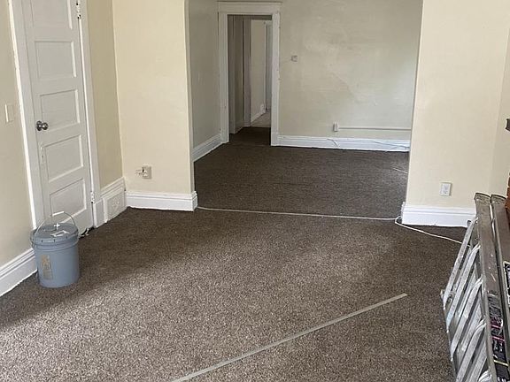 2nd image of 282 E Delavan Ave #2