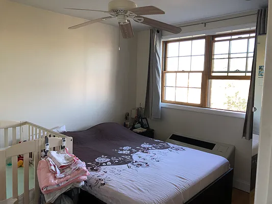 Rented by Metropolis International Realty Inc. | media 27