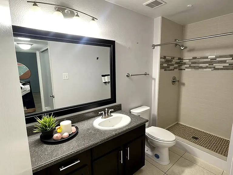 2 W Northern Ave #5 — Photo 7