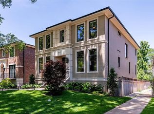 8147 Stratford Dr, Clayton, MO 63105