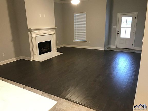 2nd image of 277 Highland Oaks Ave