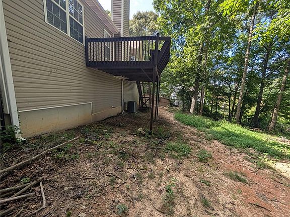 4th image of 81 Glen Ridge Dr