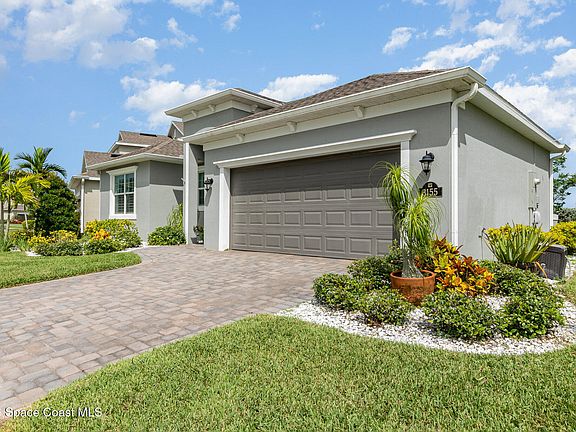 3rd image of 3155 Hummingbird Way