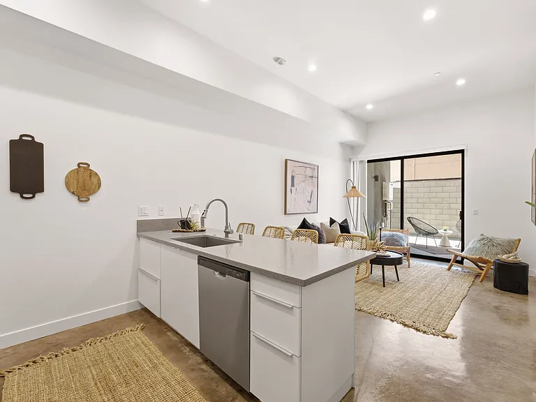 4021 Georgia St #5 — Photo 7