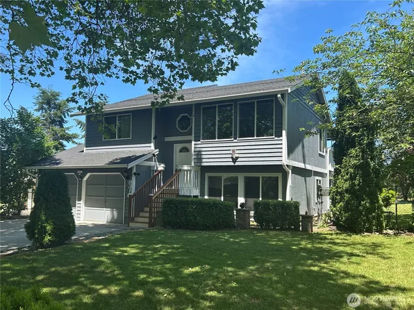 9310 Pinedrop Drive SE, Olympia, WA 98513