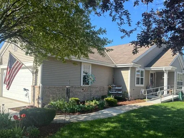 620 Ravenwood COURT #B, Waterford, WI 53185