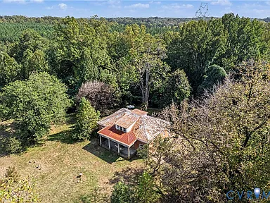 Property photo 31