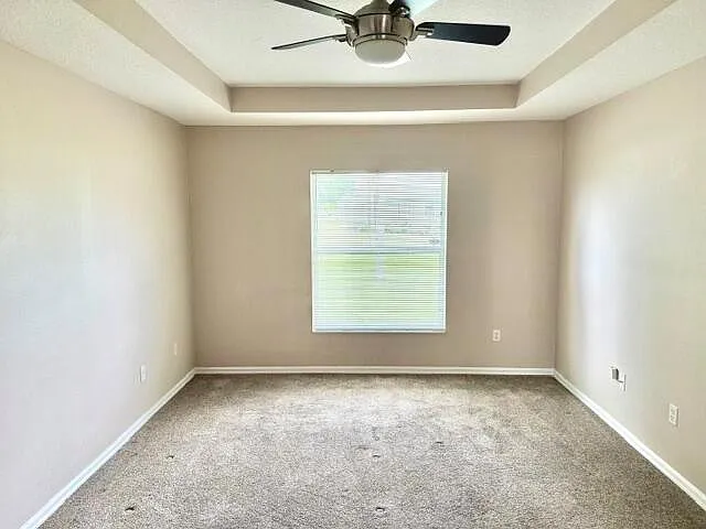 530 SW Butler Ave — Photo 13