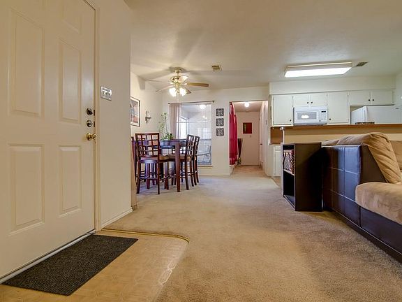 3rd image of 1305 Cordell St