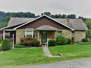 1125 Penn Ave, Vandergrift, PA 15690