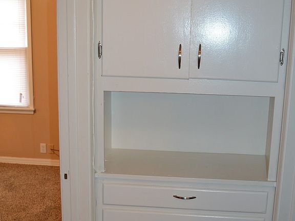 2nd image of 4309 Casper Dr