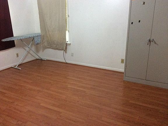 5th image of 4033 Osby Dr