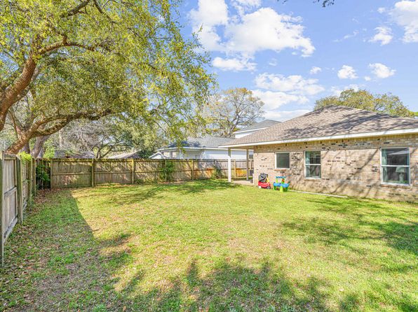 2108 Bayshore Dr, Niceville, FL 32578