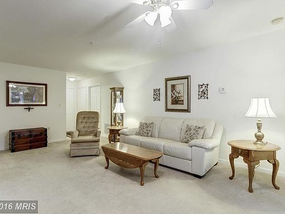 5th image of 3404 Bitterwood Pl APT I102