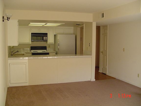 5th image of 1822 K St Unit L2