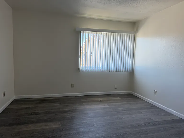 1218 Dana Dr #D — Photo 8