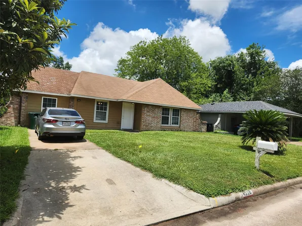 4518 Oak Shadows Dr, Houston, TX 77091