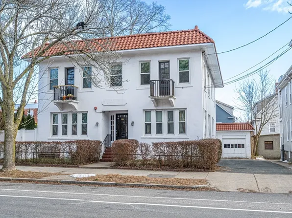 185 Lafayette St #3, Salem, MA 01970