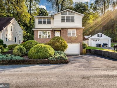 669 Fairmont Ave, Mohnton, PA, 19540