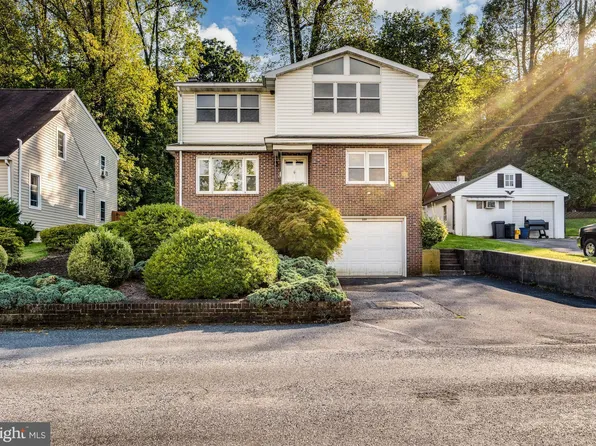 669 Fairmont Ave, Mohnton, PA 19540