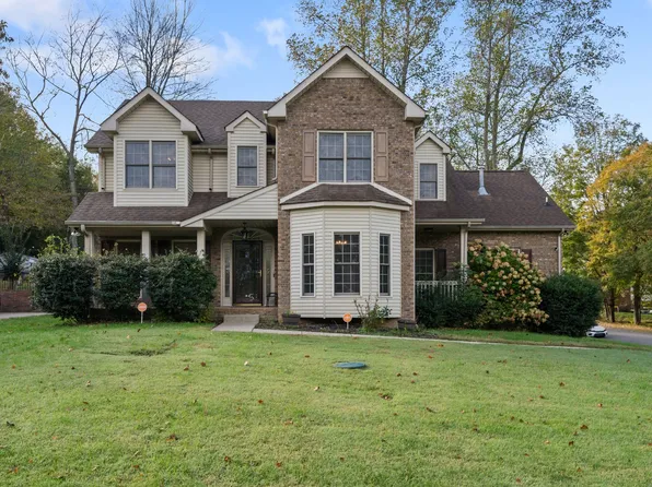 1231 Kensington Ct, Clarksville, TN 37043