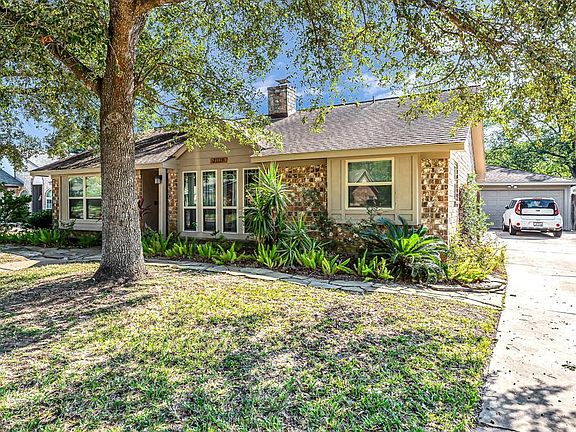 4th image of 21119 Park Villa Dr