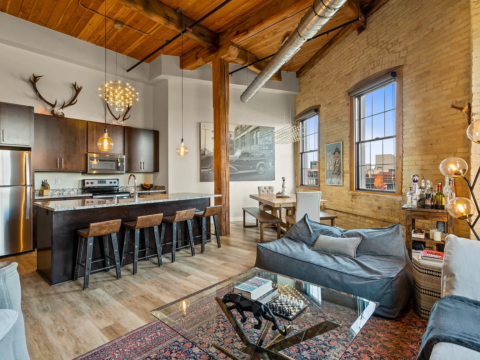 River Place Lofts — Photo 1